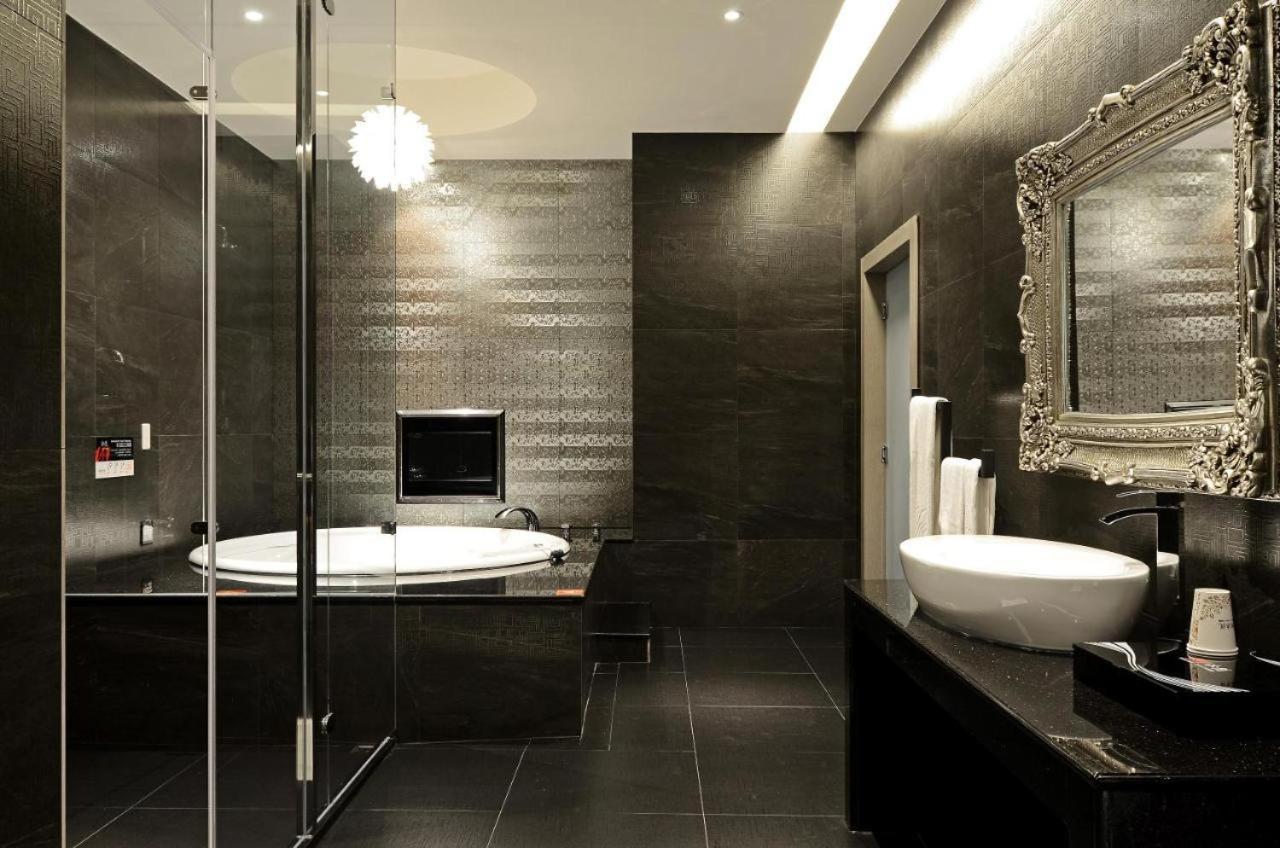 M Hotel Caotun Kültér fotó